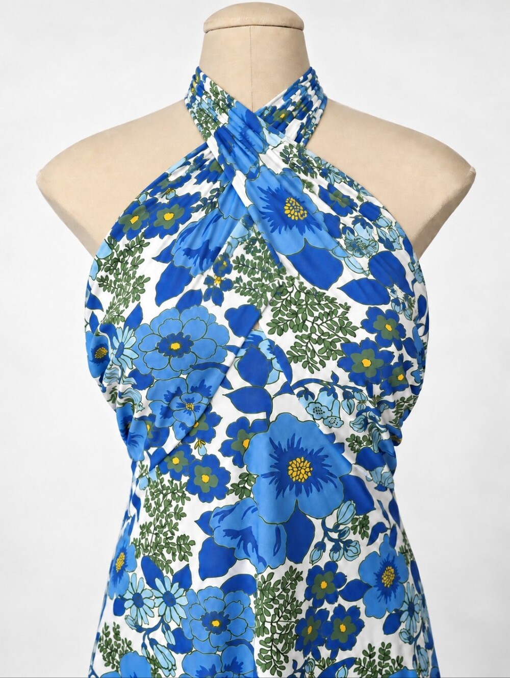 Smith & Quinn Fallon Porcelain Petals Blue Floral Halter Maxi Dress Small - Picture 2 of 9